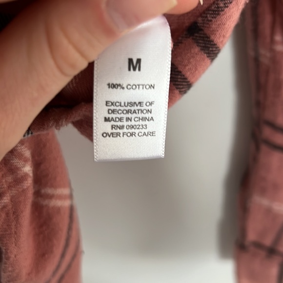 Me to We- Peachy Pink Flannel - Picture 4 of 4